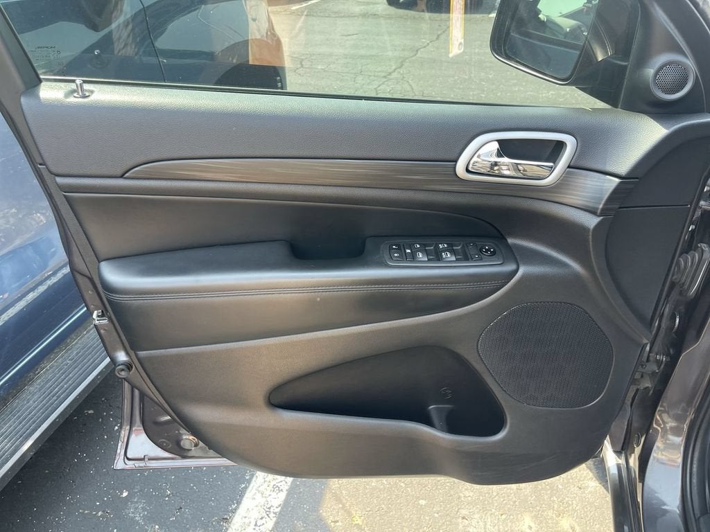 2021 Jeep Grand Cherokee Laredo X 4x4