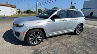2022 Jeep Grand Cherokee 4xe Overland