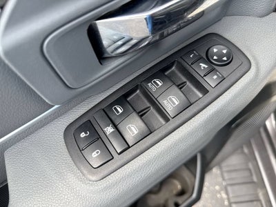 2019 RAM 1500 Classic SLT Crew Cab 4x2 6'4" Box