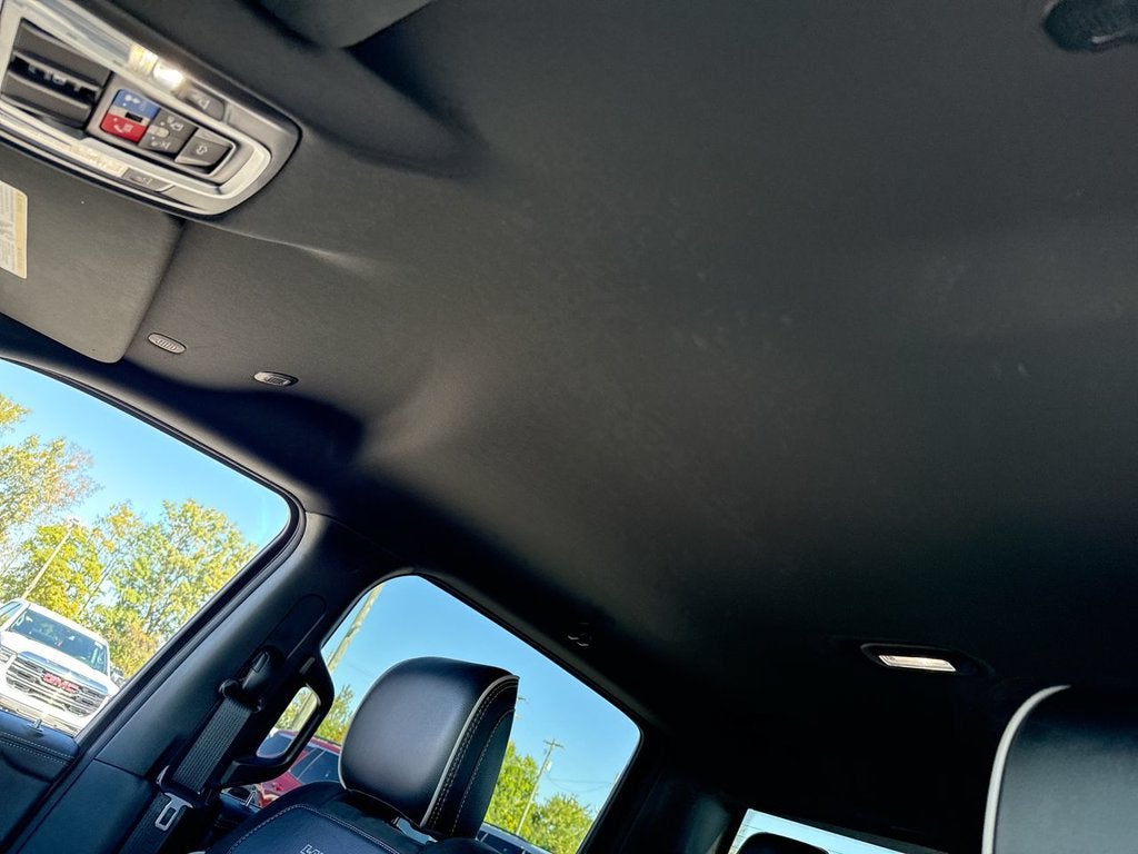 2023 RAM 1500 Laramie Crew Cab 4x4 6'4" Box