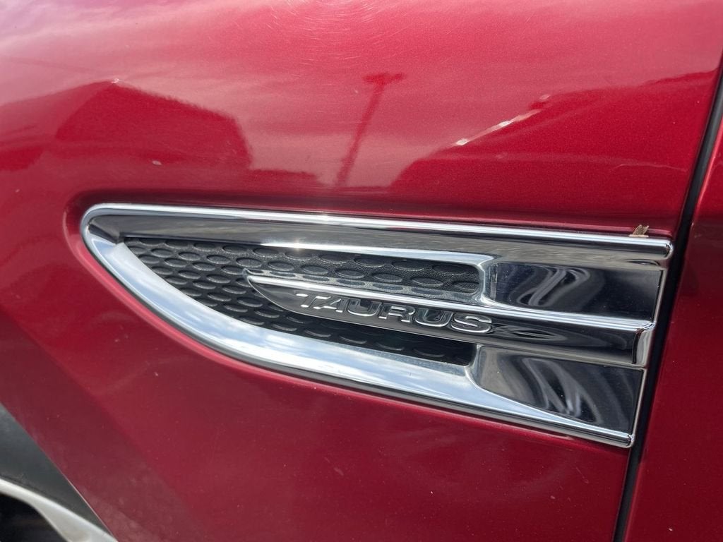 2018 Ford Taurus SEL