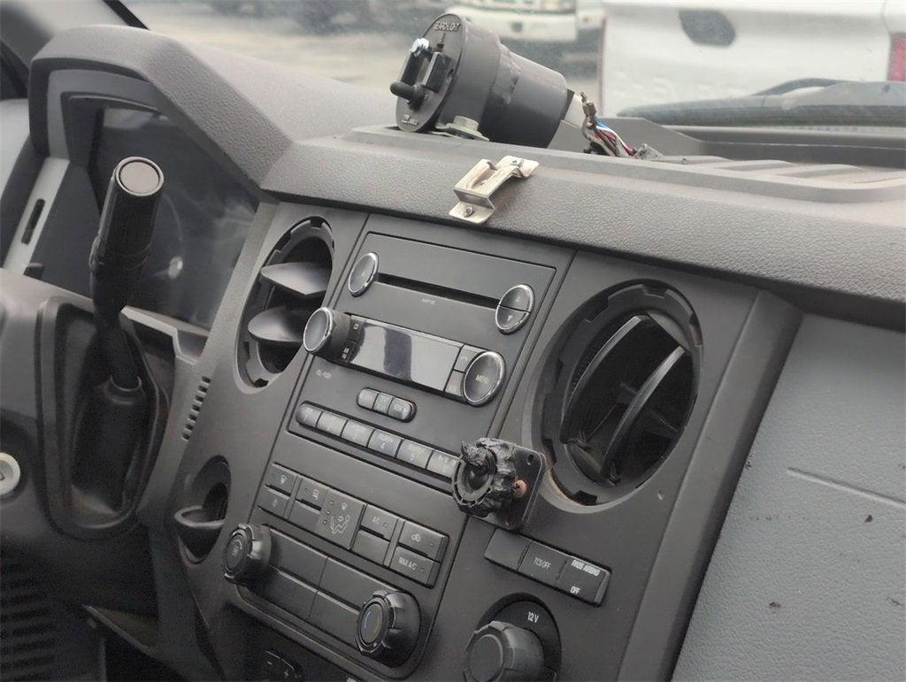 2013 Ford Super Duty F-350 DRW XL