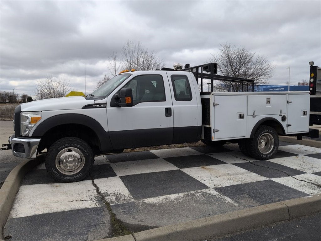 2013 Ford Super Duty F-350 DRW XL