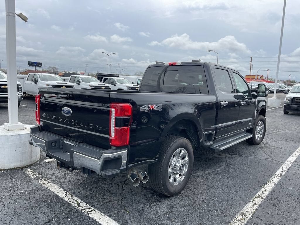 2023 Ford Super Duty F-350 SRW Lariat