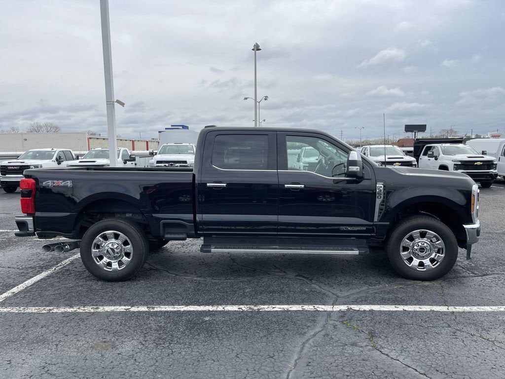 2023 Ford Super Duty F-350 SRW Lariat