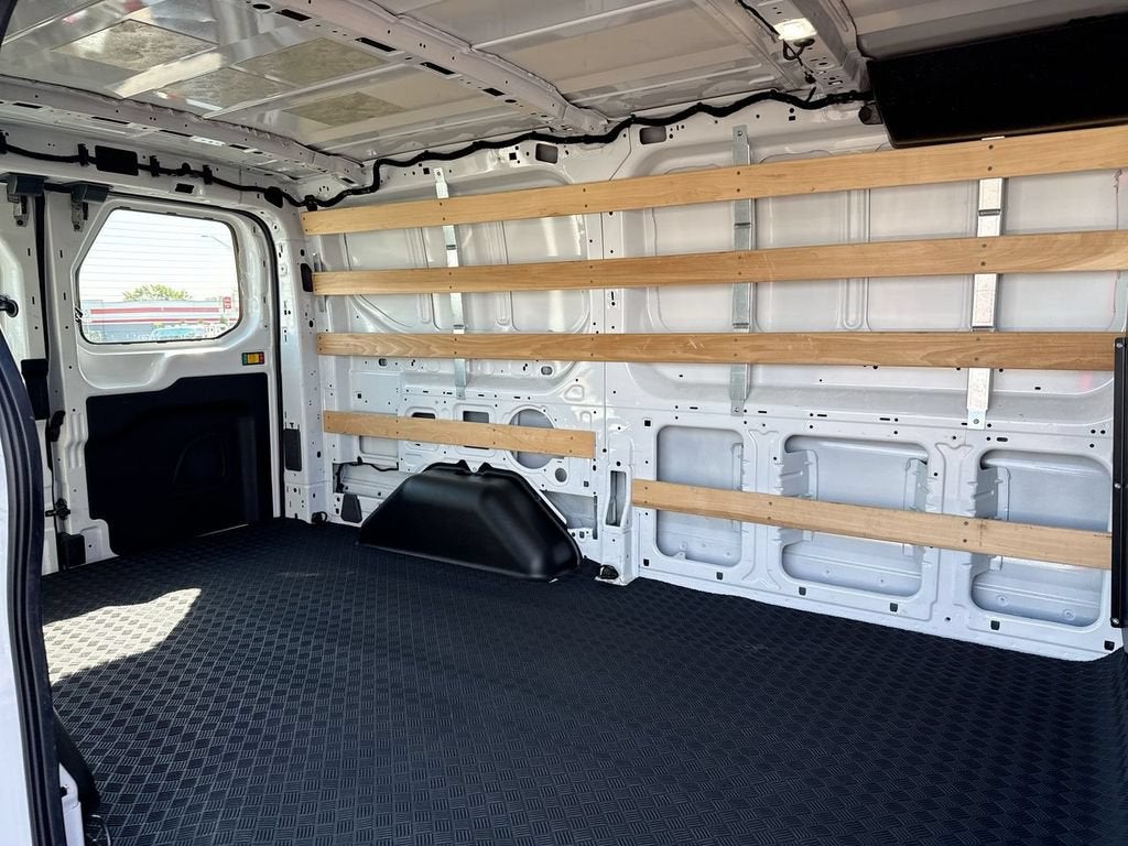 2025 Ford Transit Cargo Van T-250 130" Low Rf 9070 GVWR RWD