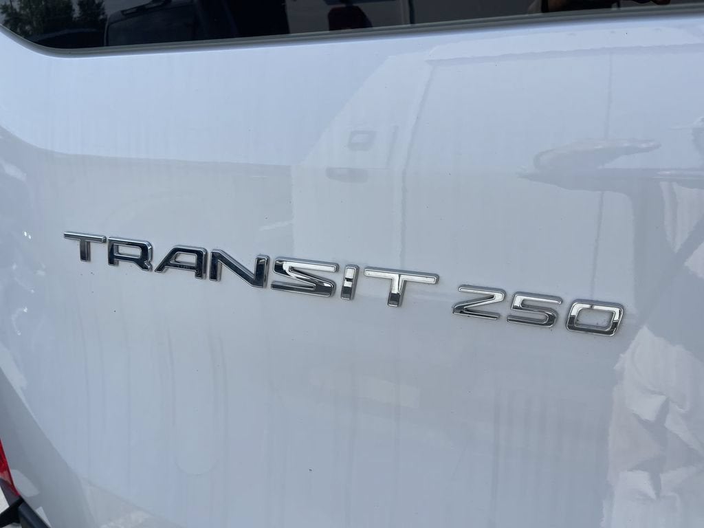 2025 Ford Transit Cargo Van T-250 130" Low Rf 9070 GVWR RWD