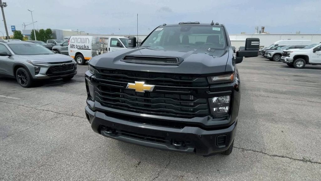 2025 Chevrolet Silverado 2500 HD Custom