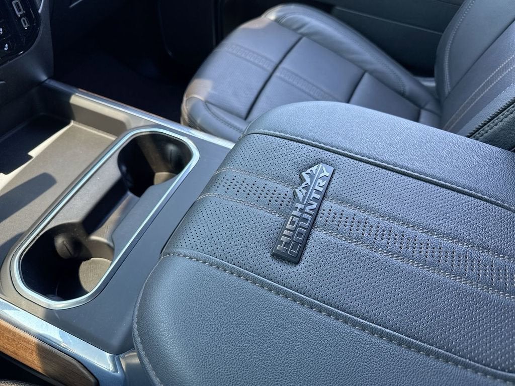 2026 Chevrolet Silverado 3500 HD High Country DRW