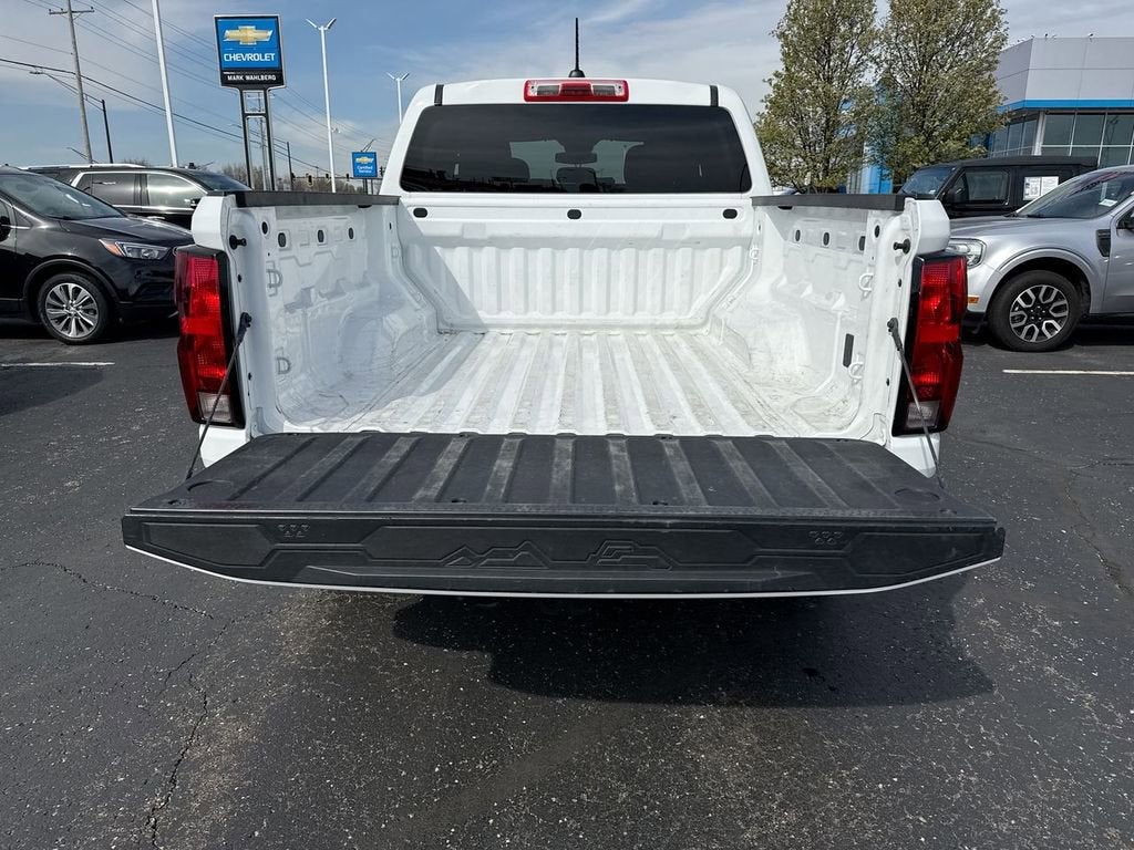 2024 Chevrolet Colorado WT