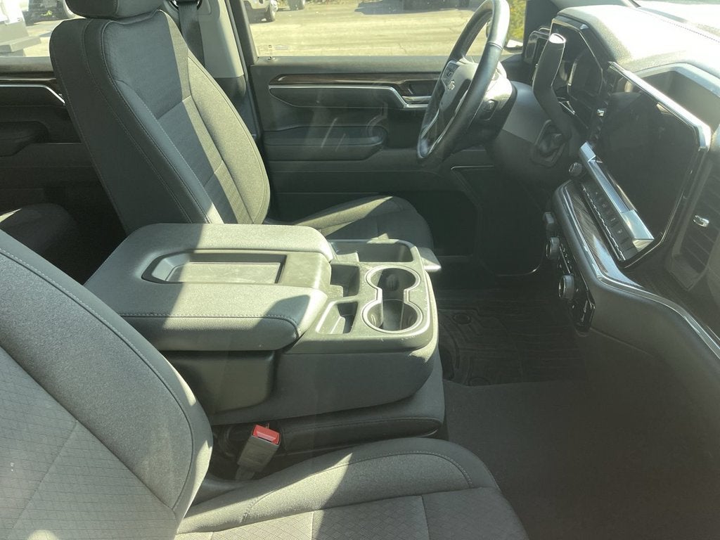 2025 Chevrolet Silverado 1500 LT (2FL)
