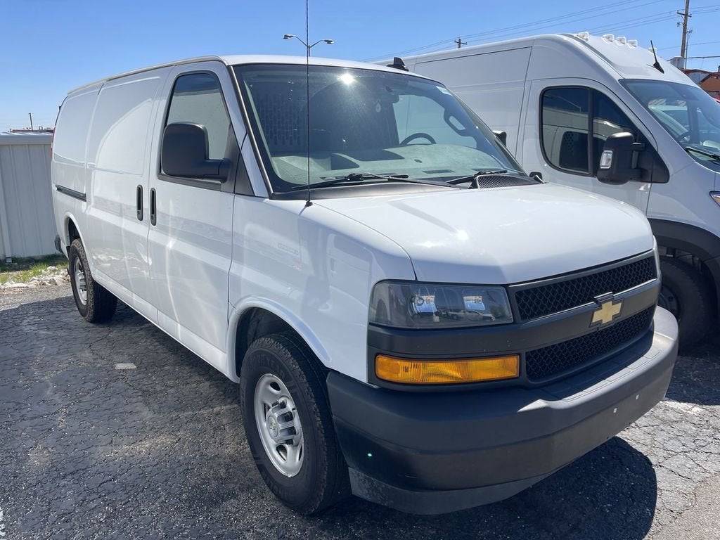 2022 Chevrolet Express Cargo 2500 WT
