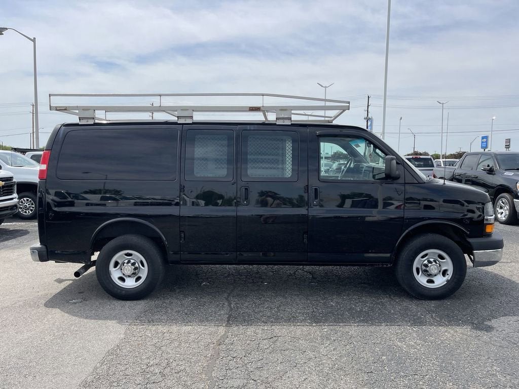 2016 Chevrolet Express Cargo 3500 3500 Regular Wheelbase Rear-Wheel Drive