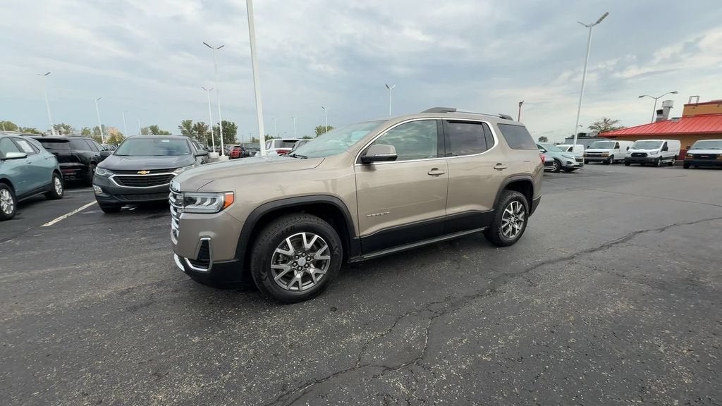 2023 GMC Acadia SLE