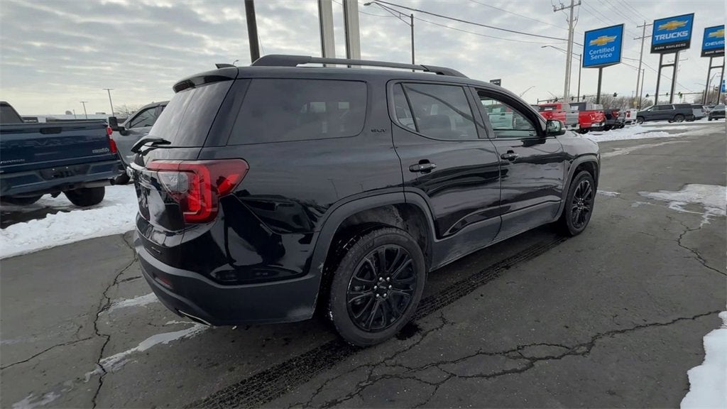 2023 GMC Acadia SLT
