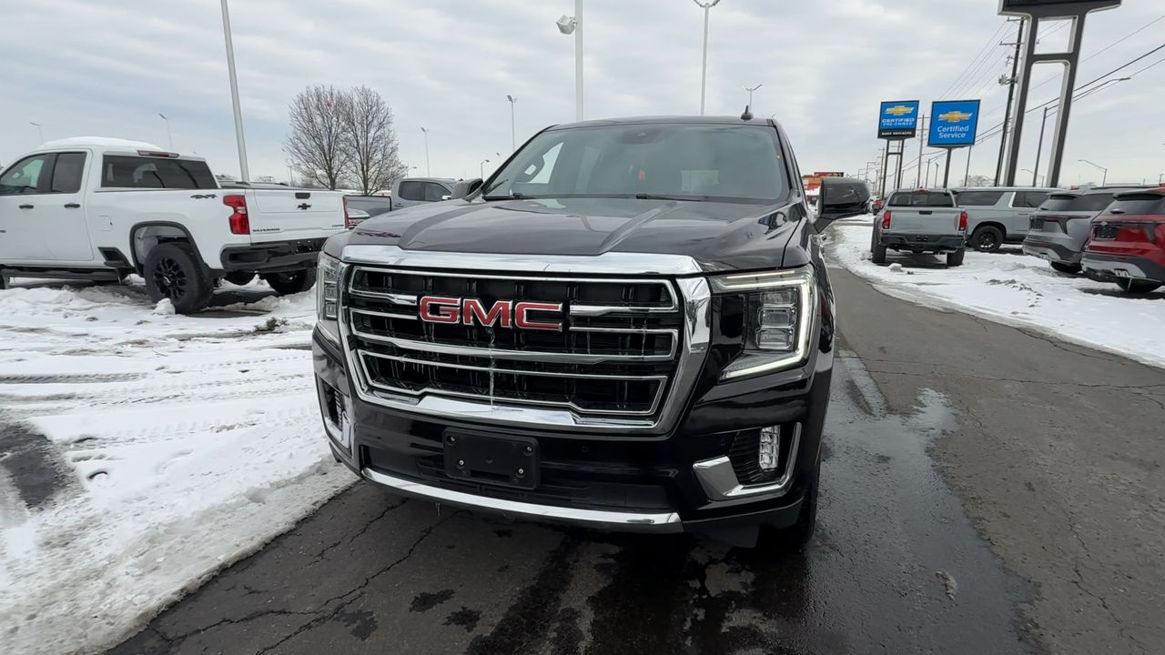 2023 GMC Yukon SLT