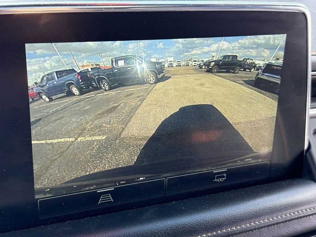 2022 GMC Yukon XL AT4