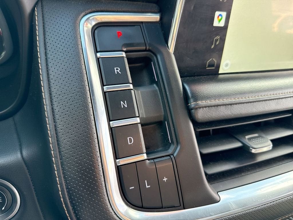 2022 GMC Yukon XL AT4