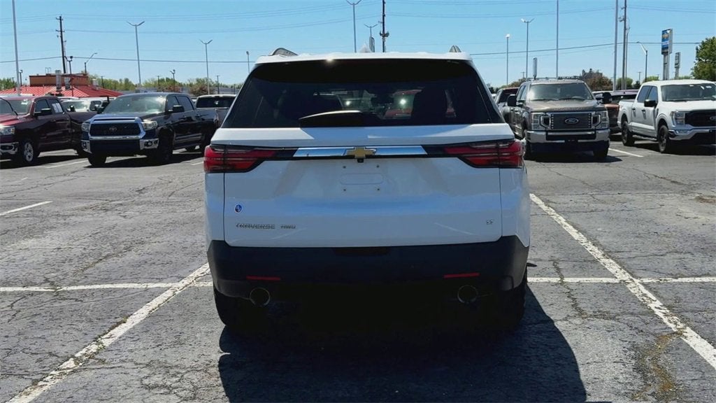 2022 Chevrolet Traverse LT Cloth