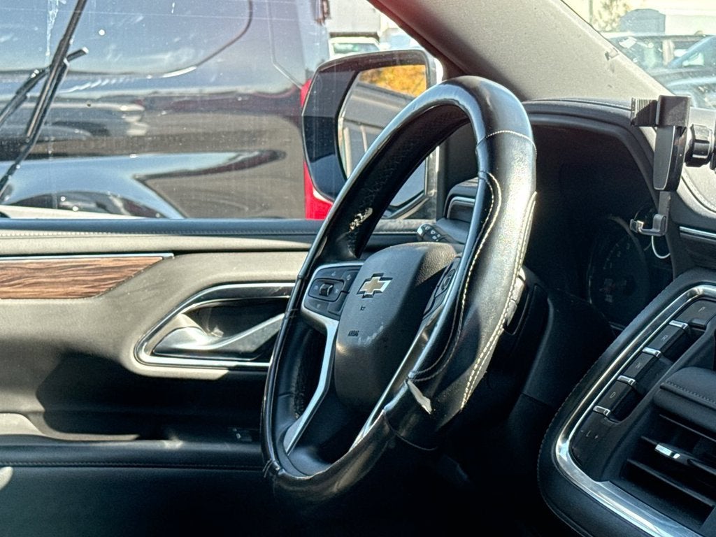 2023 Chevrolet Suburban LS