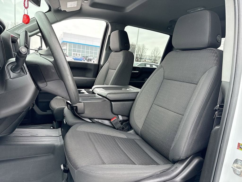 2024 GMC Sierra 2500 HD Pro