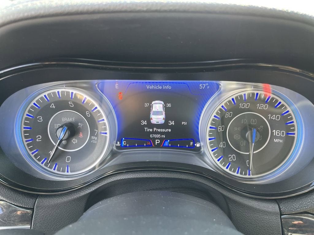 2022 Chrysler 300 Touring L