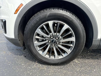 2020 Lincoln Nautilus Standard