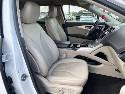 2020 Lincoln Nautilus Standard