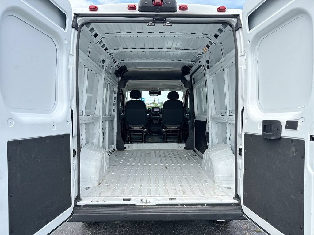 2025 RAM ProMaster Cargo Van Tradesman