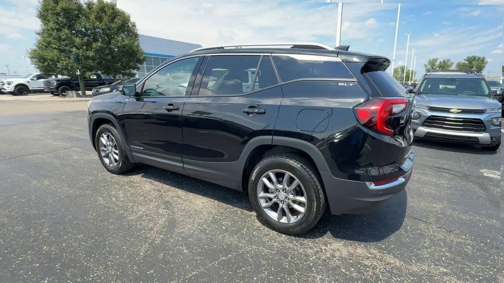 2024 GMC Terrain SLT