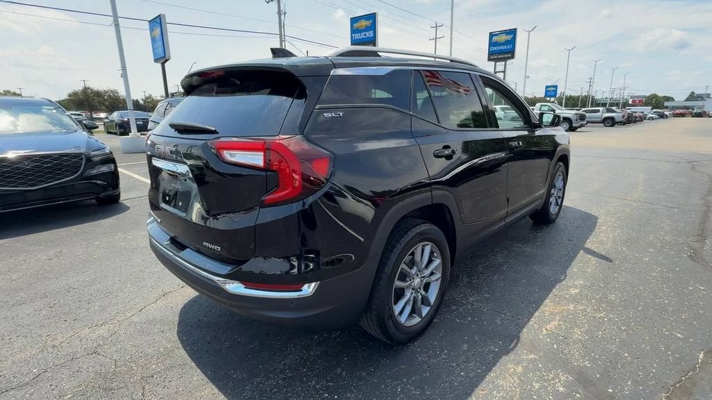 2024 GMC Terrain SLT