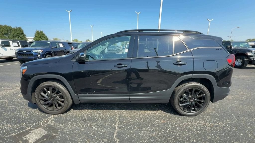 2024 GMC Terrain SLT