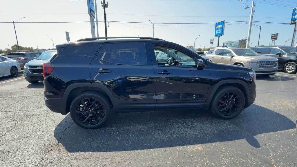 2024 GMC Terrain SLT