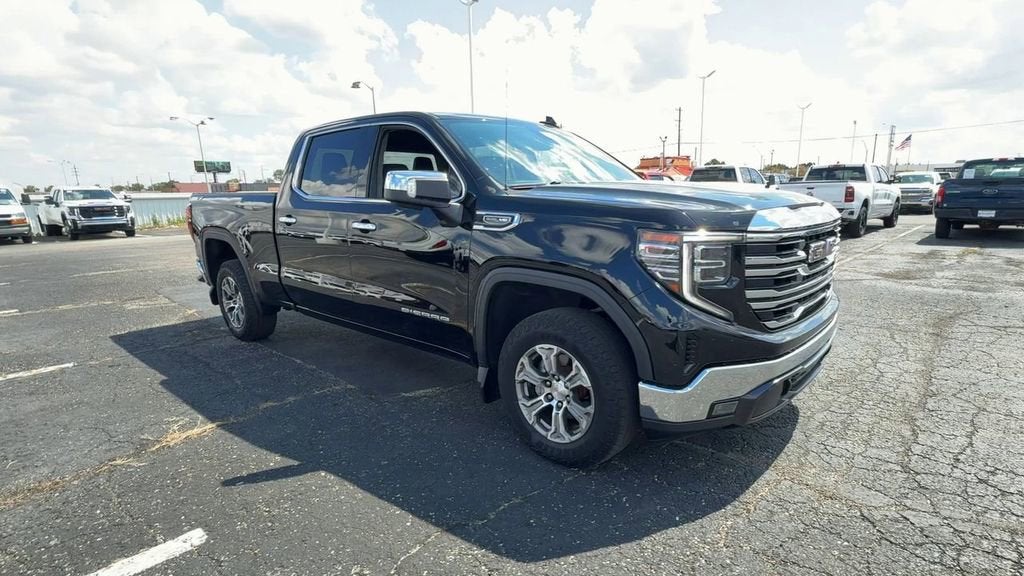 2022 GMC Sierra 1500 SLT