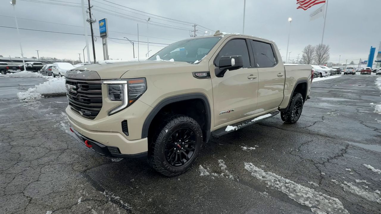 2023 GMC Sierra 1500 AT4X