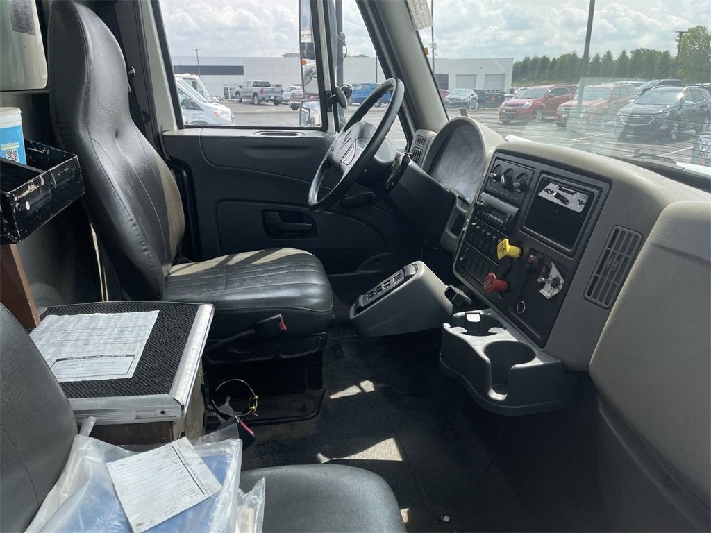 2014 INTERNATIONAL 4100 NA