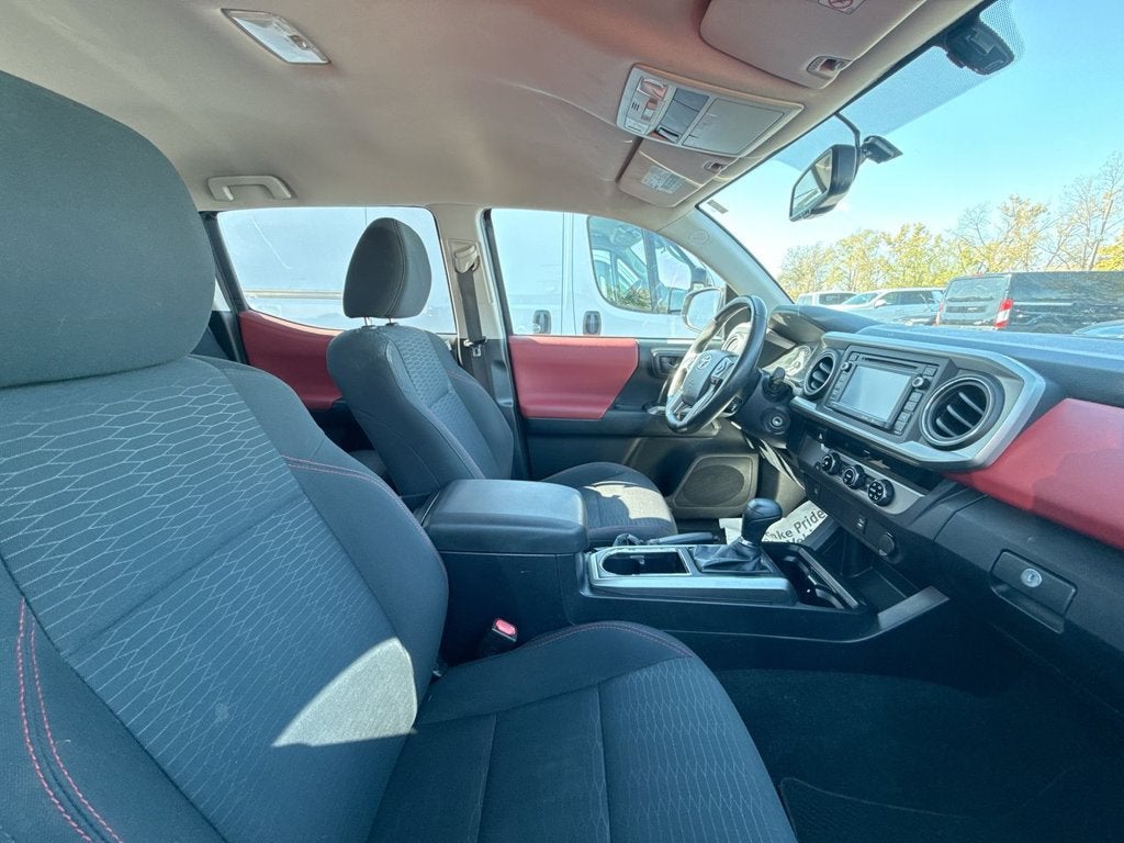 2017 Toyota Tacoma SR5