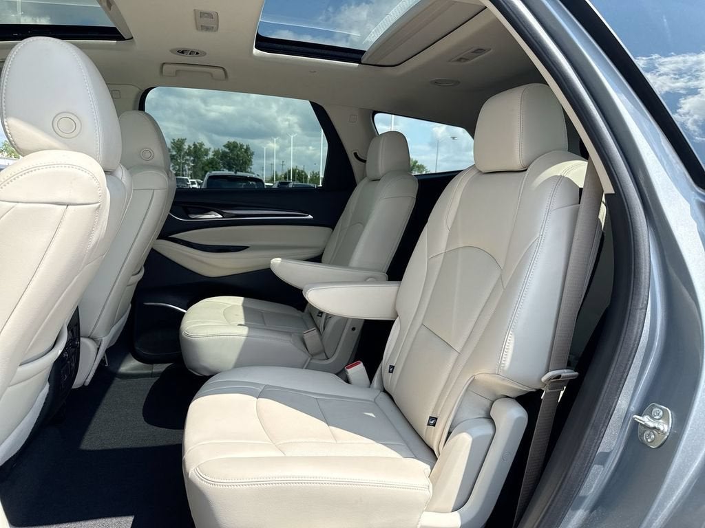 2024 Buick Enclave Essence