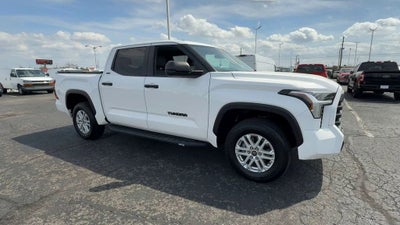 2024 Toyota Tundra 4WD SR5