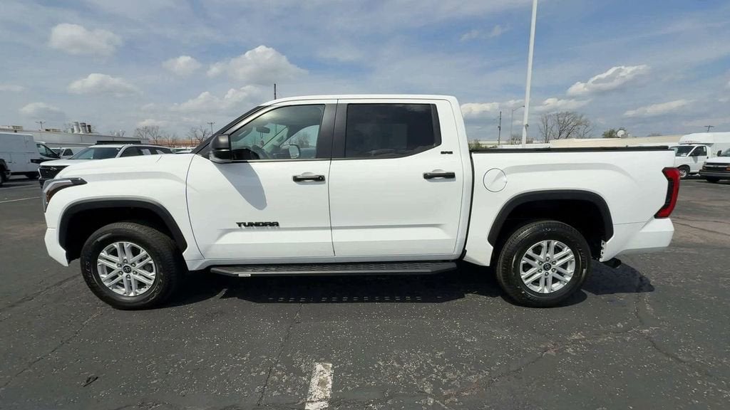 2024 Toyota Tundra 4WD SR5