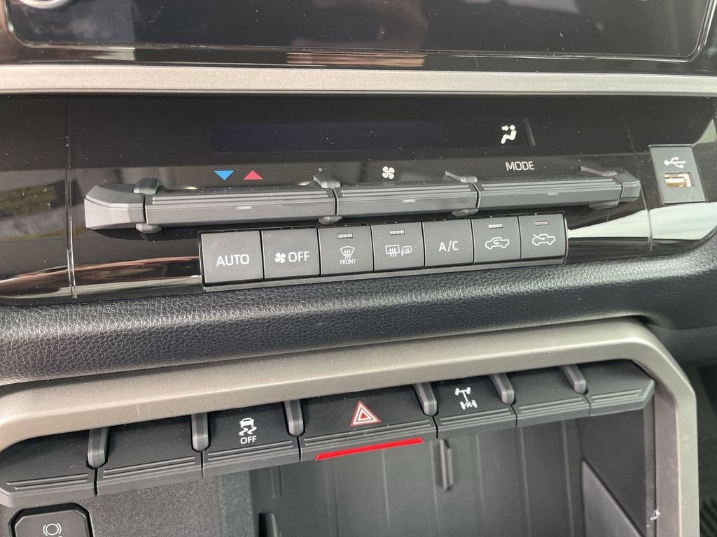2024 Toyota Tundra 4WD SR5