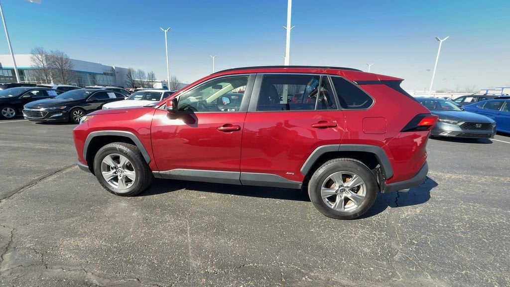 2022 Toyota RAV4 Hybrid XLE