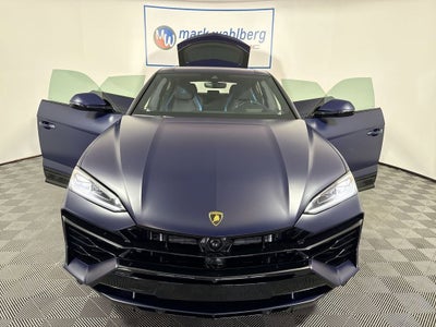 2025 Lamborghini Urus SE