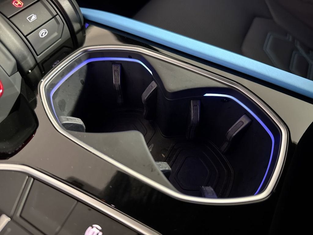 2025 Lamborghini Urus SE