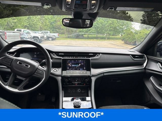 2023 Jeep Grand Cherokee L Altitude 4x4