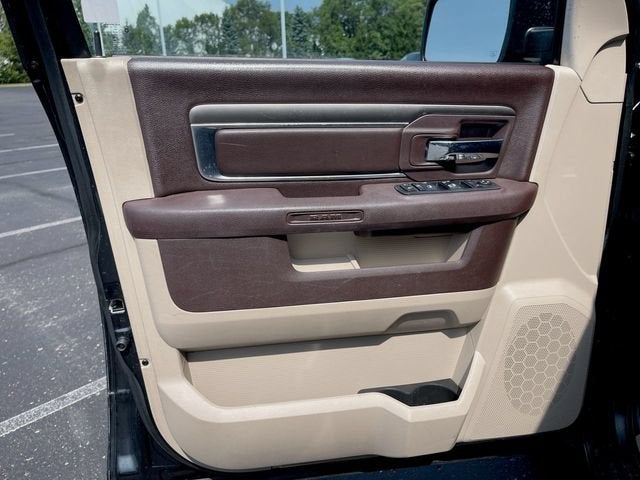 2017 RAM 1500 SLT Quad Cab 4x4 6'4" Box