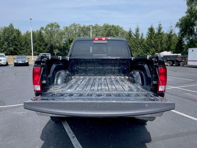 2017 RAM 1500 SLT Quad Cab 4x4 6'4" Box