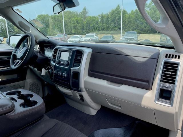 2017 RAM 1500 SLT Quad Cab 4x4 6'4" Box