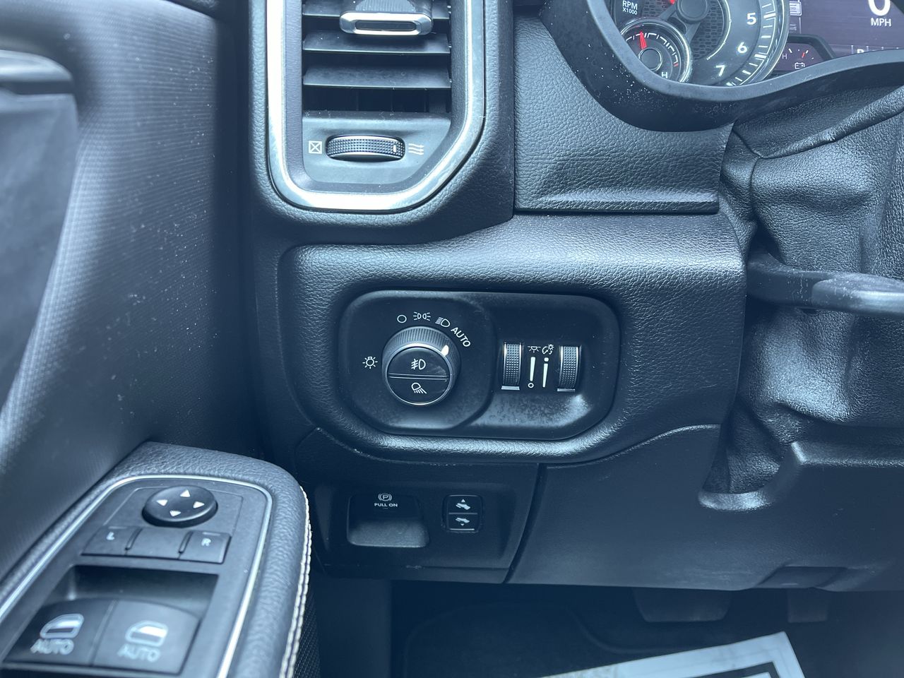2019 RAM 1500 Sport
