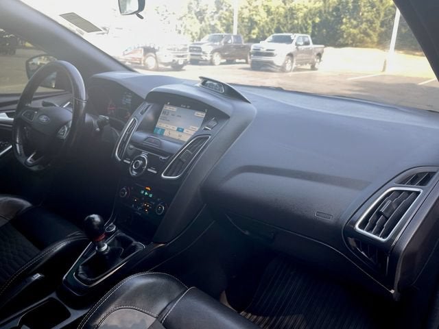 2017 Ford Focus ST